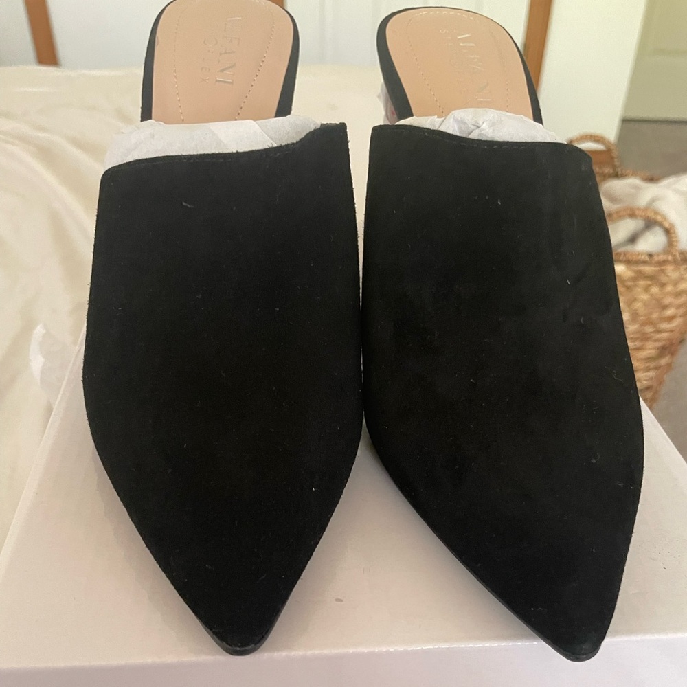 Brand new Alfani mule